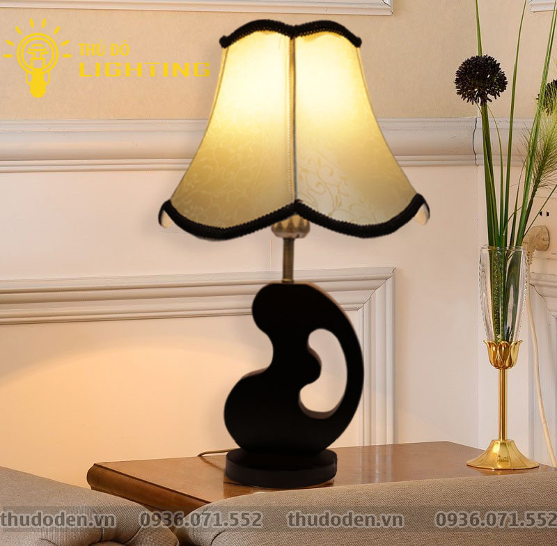 đèn bàn trang trí Mộc Hương